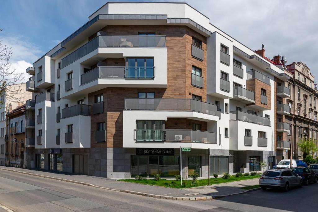 Apartament Bliss *